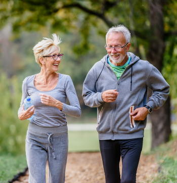 歩くのが遅くなると高齢者のフレイル・リスクが上昇　フレイルを判定する簡便な方法に　改善して認知症も予防