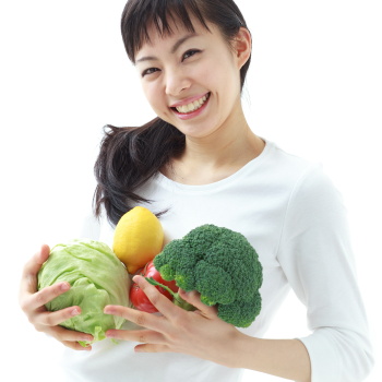カラフルな野菜を食べている人は認知症の発症が少ない　ホウレンソウやブロッコリーを食べて認知症を予防