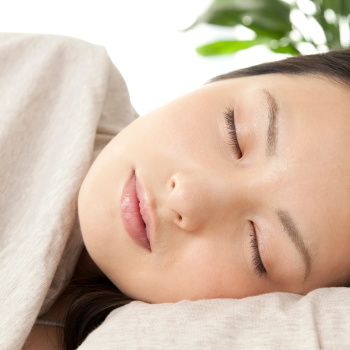 睡眠と高血圧の深い関係　質の良い睡眠は大切　睡眠にも季節変動が　冬には血圧が高くなりやすい